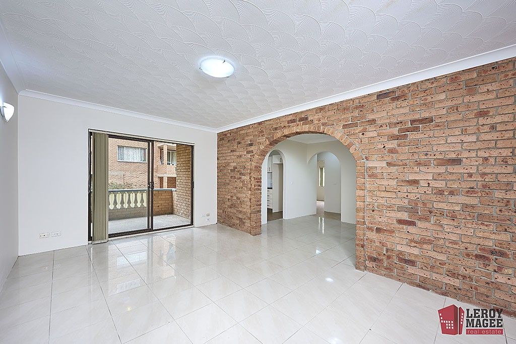 3/16-18 Alfred Street, Westmead NSW 2145, Image 2