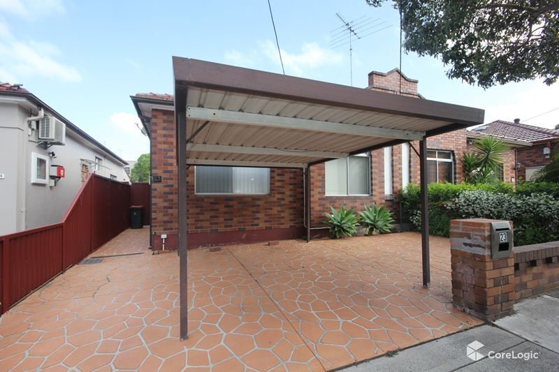 3 bedrooms House in 23 Edgbaston Road BEVERLY HILLS NSW, 2209