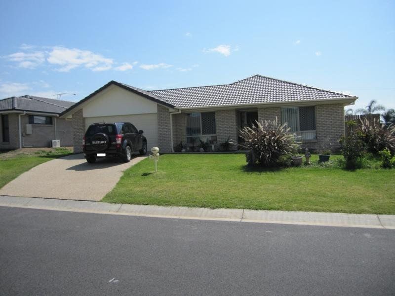 6 Harrier Place, Lowood QLD 4311