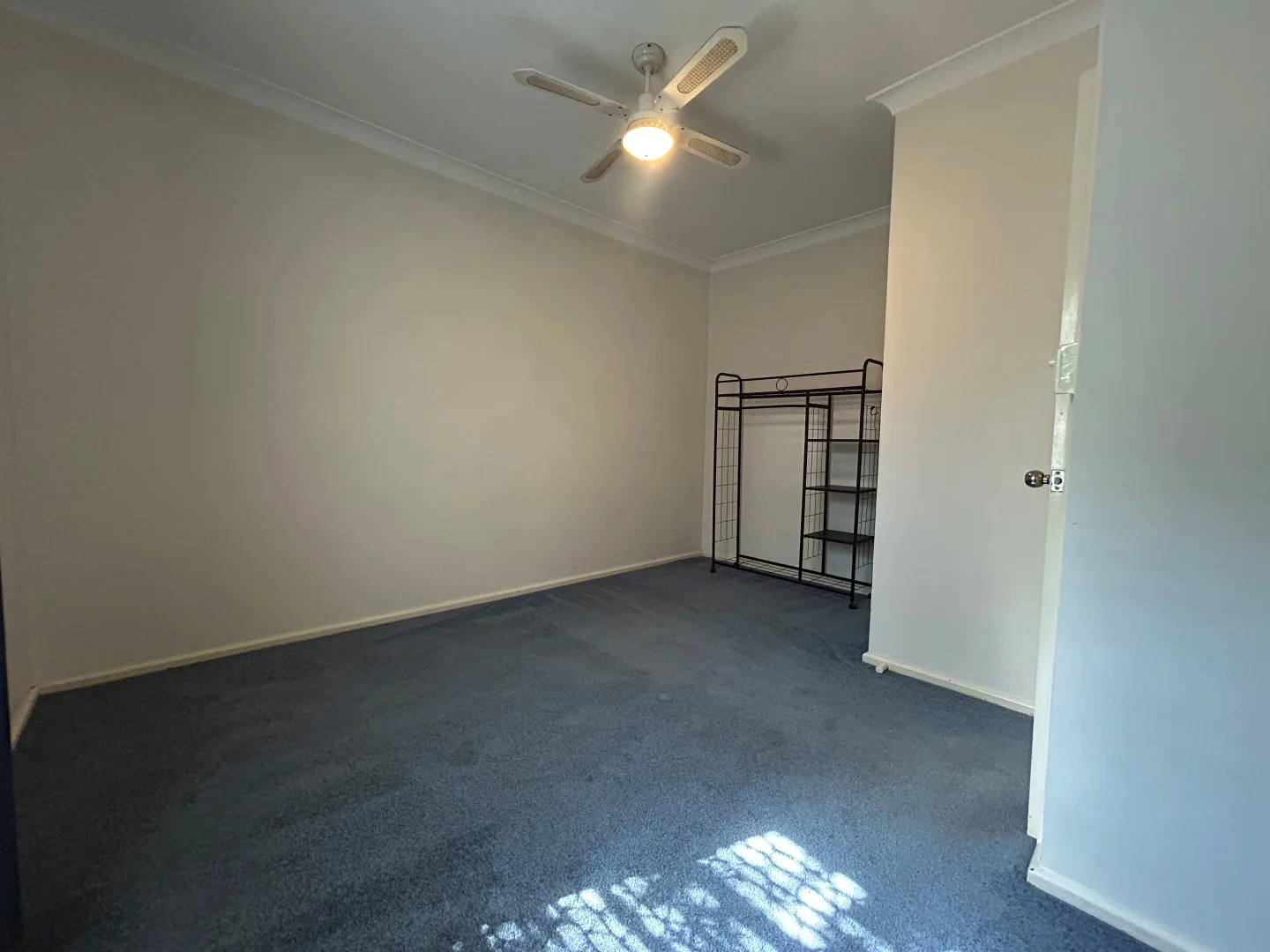 Additional image 5 of 1/452 Macauley Street, Albury NSW 2640