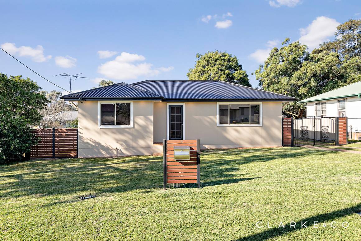 Picture of 4 Curtin Street, EAST MAITLAND NSW 2323