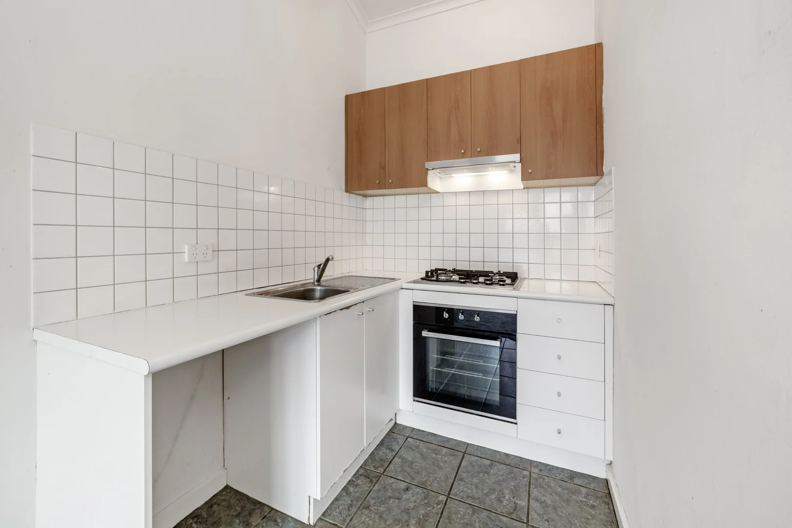 Additional image 2 of 12/13 Rosedale Avenue Avenue, Glen Huntly VIC 3163