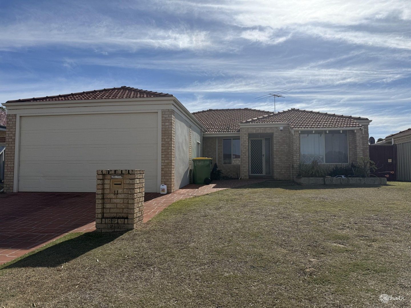 4 bedrooms House in 11 Nightingale Way WARNBRO WA, 6169