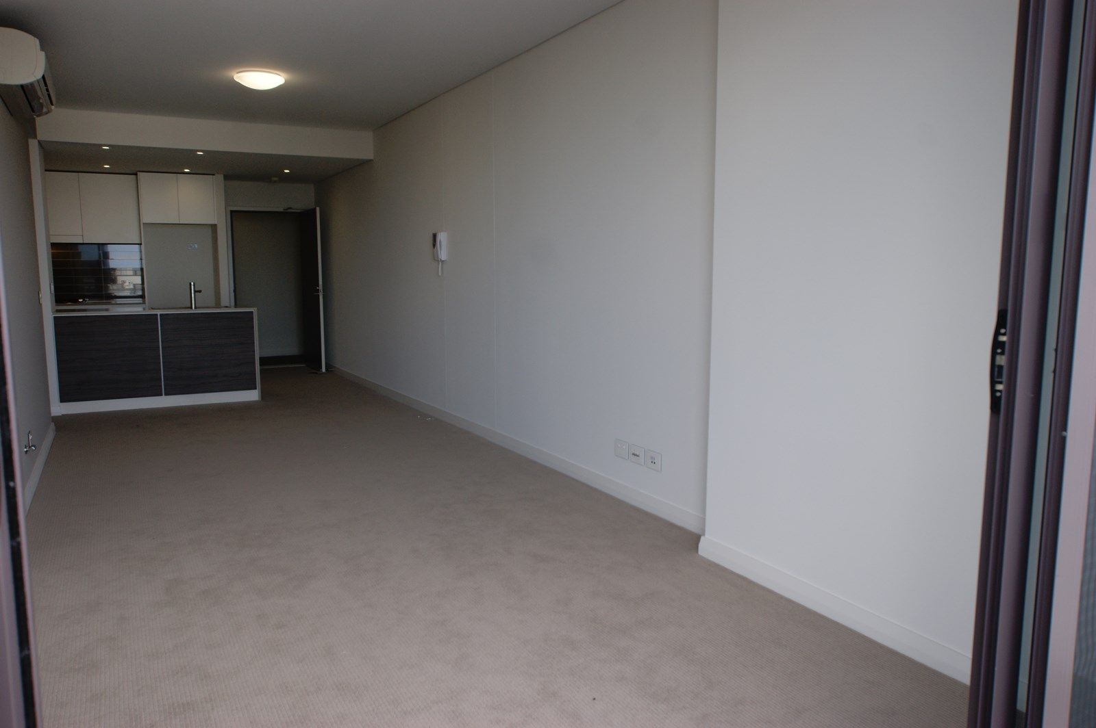 812/6 Baywater Drive, Wentworth Point NSW 2127, Image 2