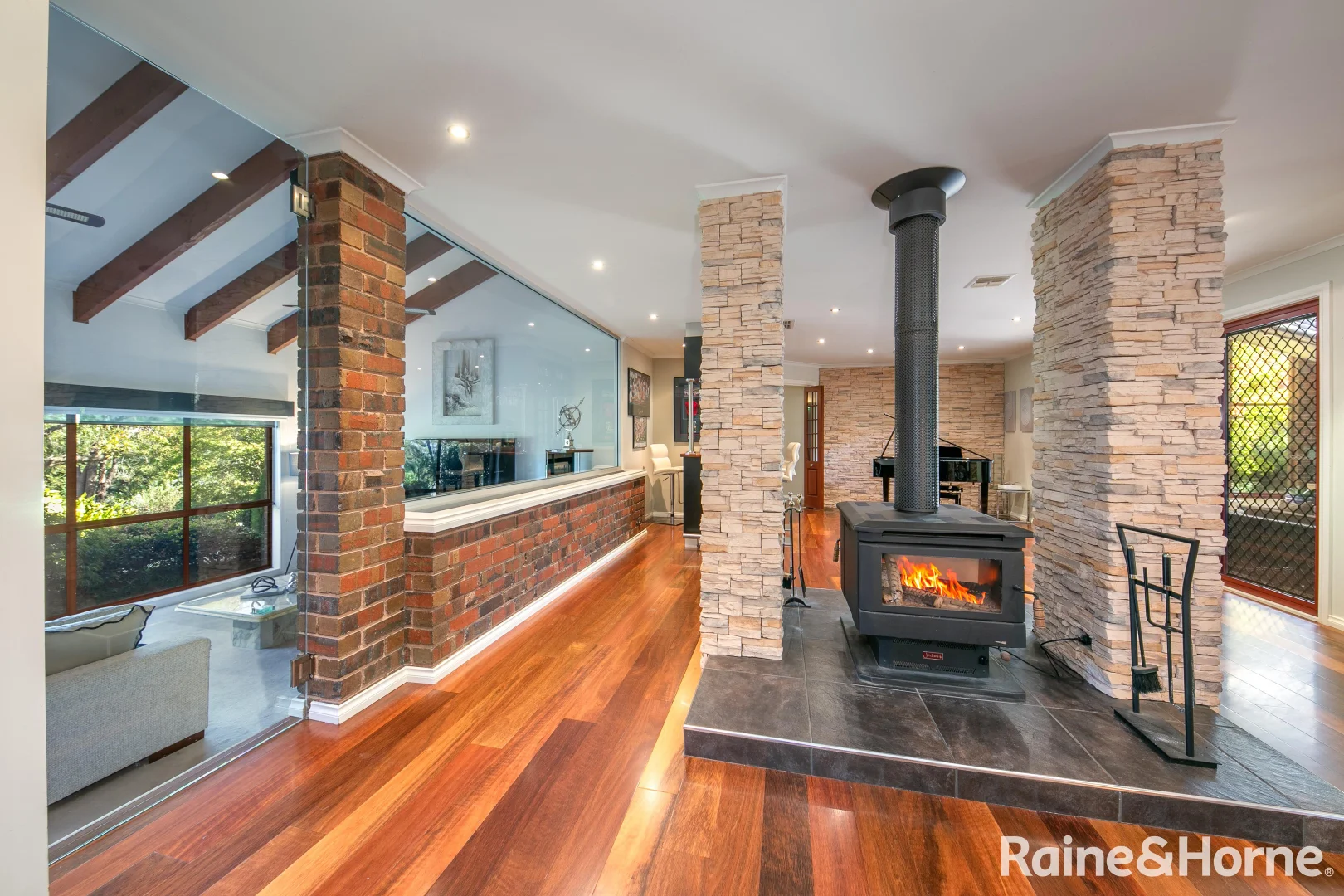 Additional image 11 of 56 Outawood Rise, Gisborne VIC 3437