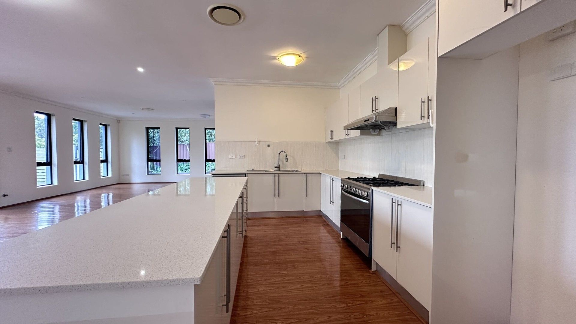 4 bedrooms Villa in Villa1/1 CHELSEA AVENUE BAULKHAM HILLS NSW, 2153