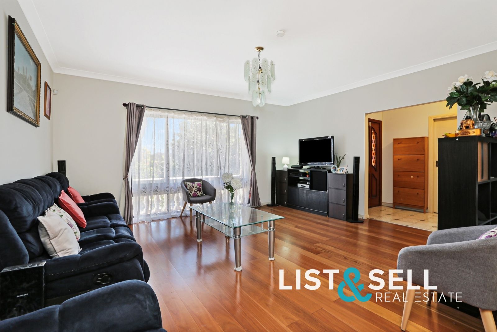 7 Broadford Street, St Andrews NSW 2566, Image 2