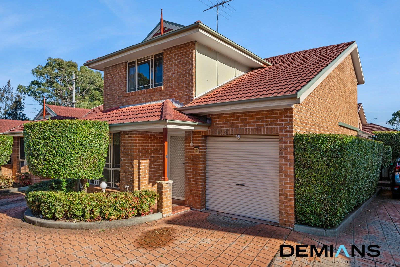 2/204 Heathcote Road, Hammondville NSW 2170, Image 0