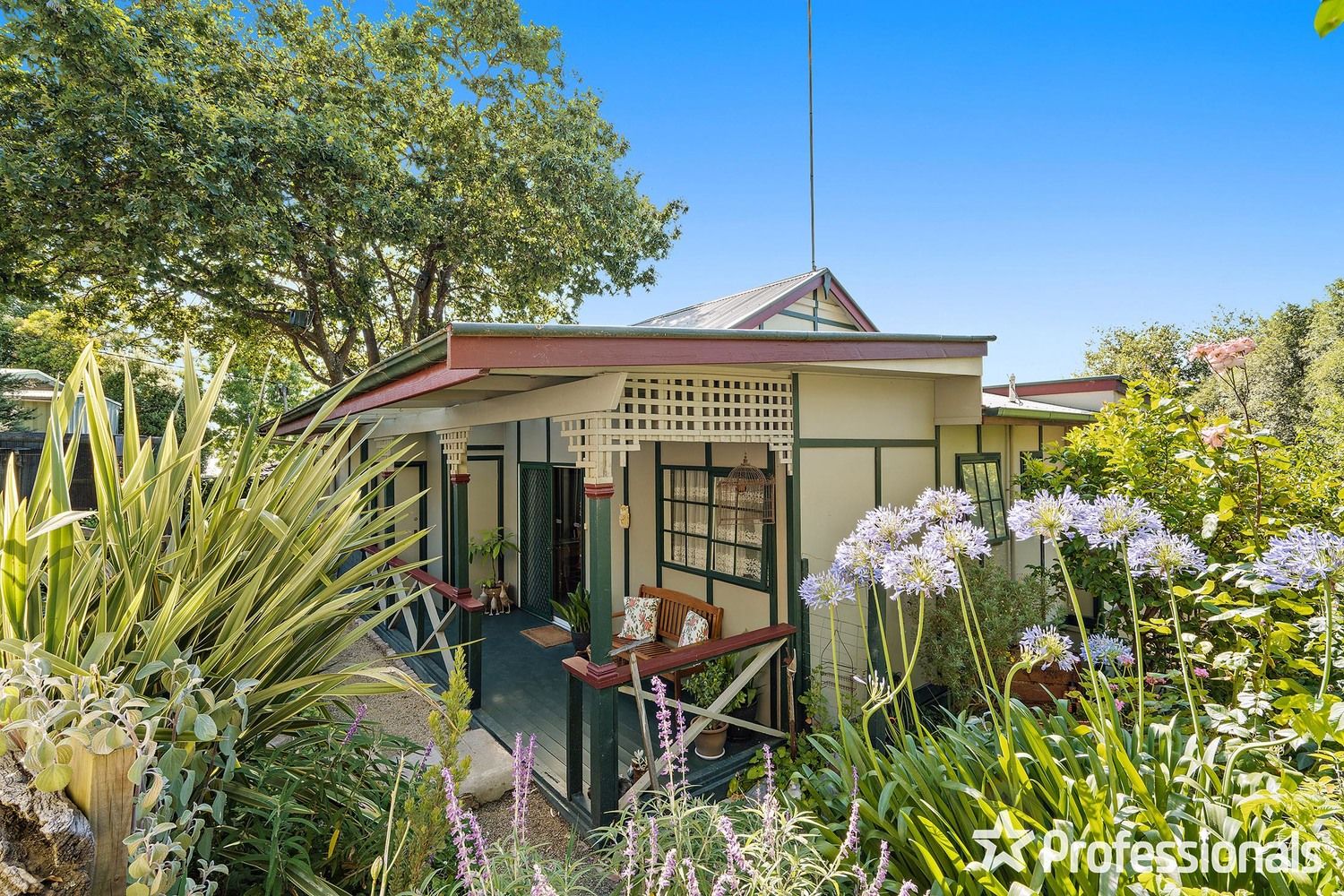 27 Alexandra Road, Lilydale VIC 3140, Image 1