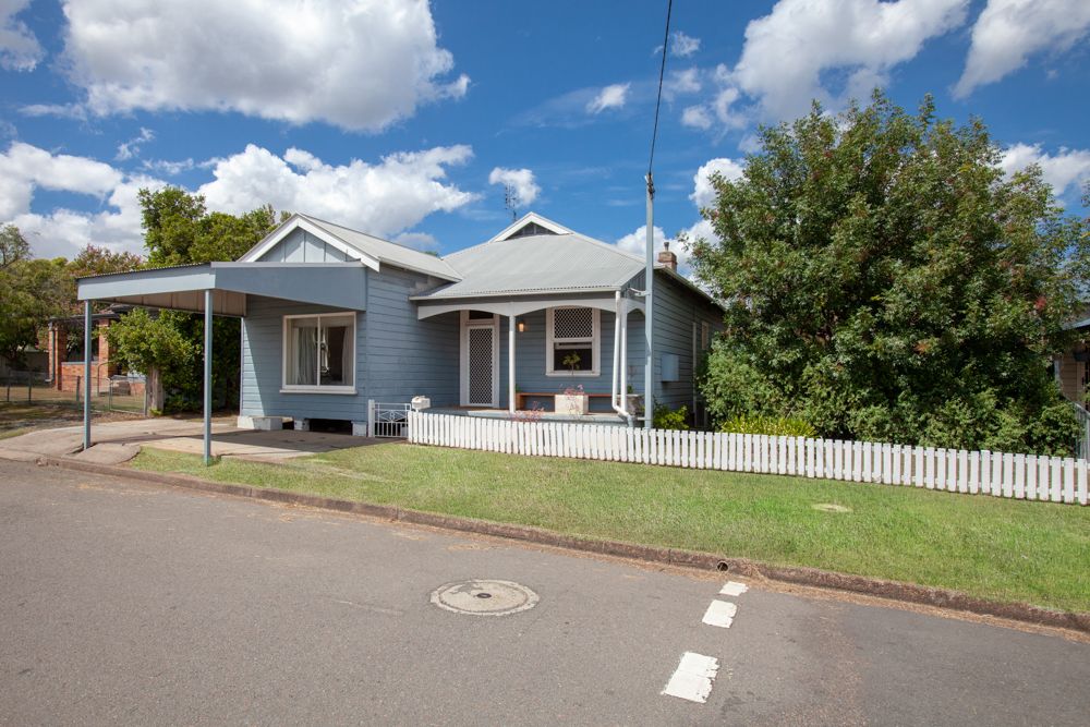 8 Drinan Street, Branxton Property History & Address Research Domain