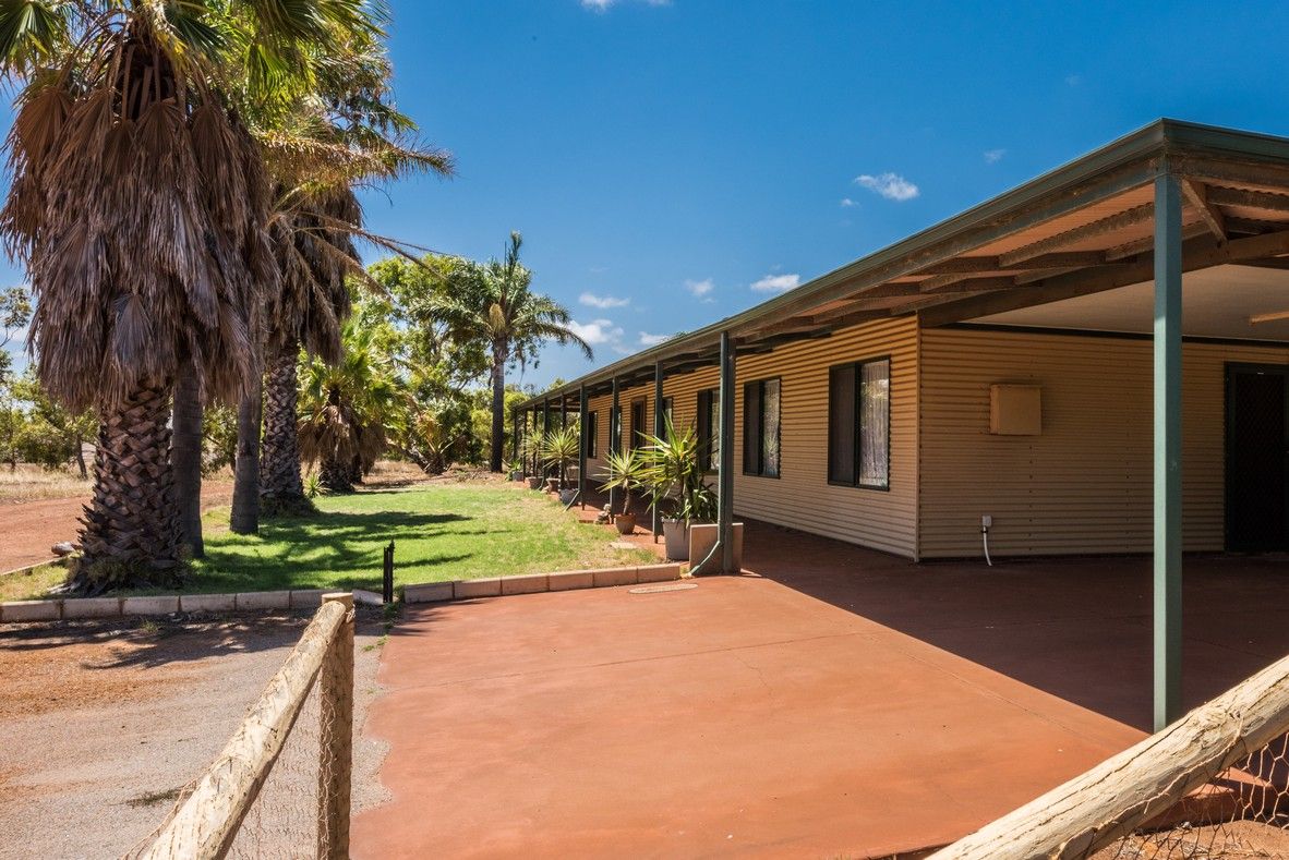 58 Giles Road, Moonyoonooka WA 6532, Image 0