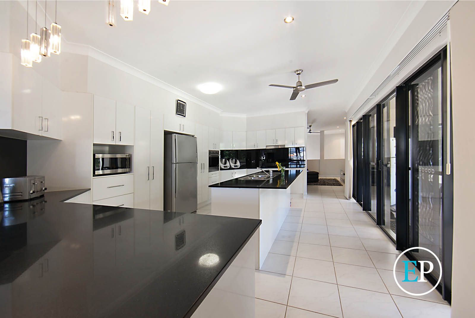 7 Colt Court, Kelso QLD 4815, Image 2