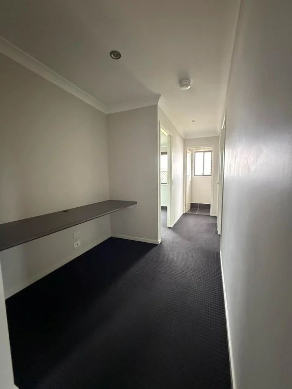 Additional image 6 of 6-11 Bennett Court, Moranbah QLD 4744