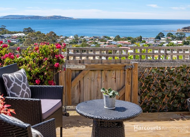 6/30 Pearl Place, Blackmans Bay TAS 7052