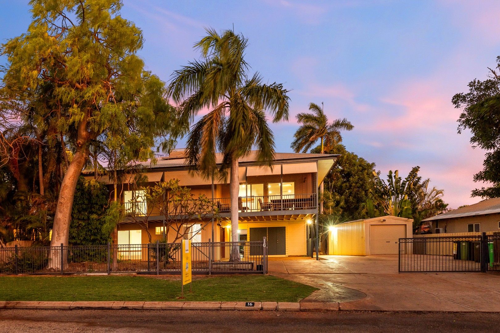 4 bedrooms House in 16 Charles Road CABLE BEACH WA, 6726