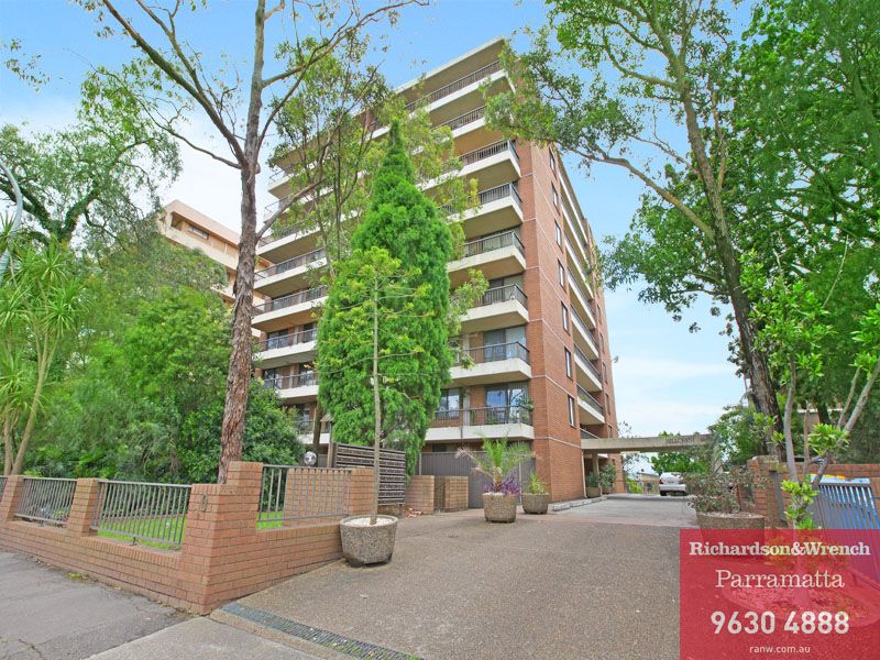 2 bedrooms Apartment / Unit / Flat in 49/68 Great Western Highway PARRAMATTA NSW, 2150