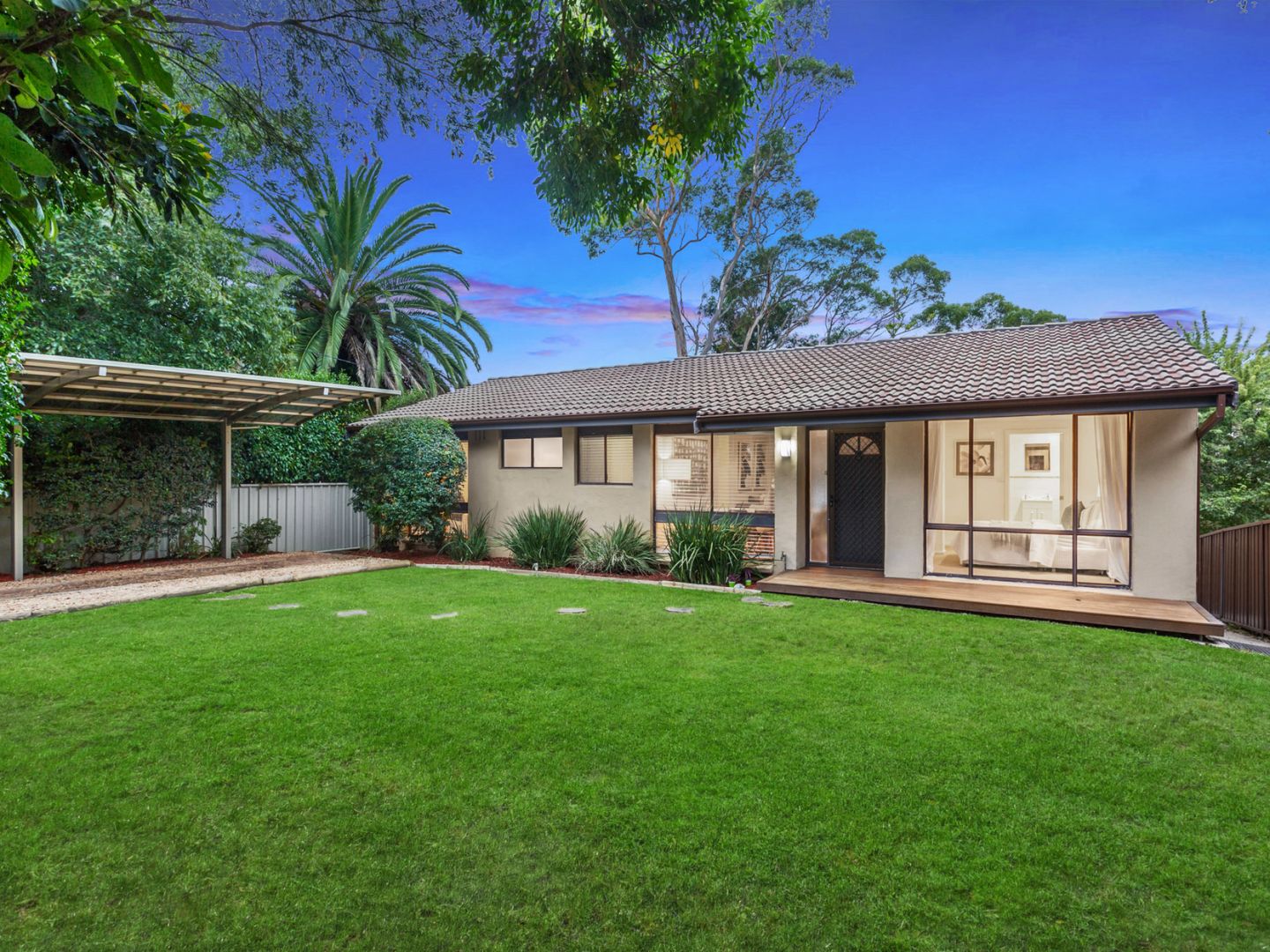 4 Grevillea Crescent, Hornsby Heights NSW 2077