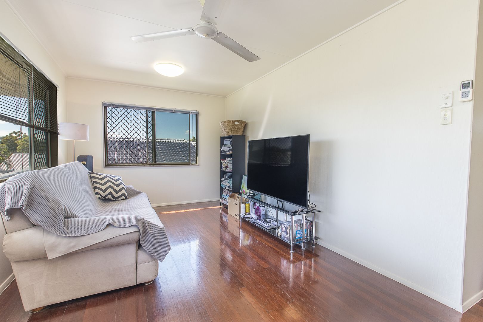 1/9 Silky Oak Street, Kirwan QLD 4817, Image 2