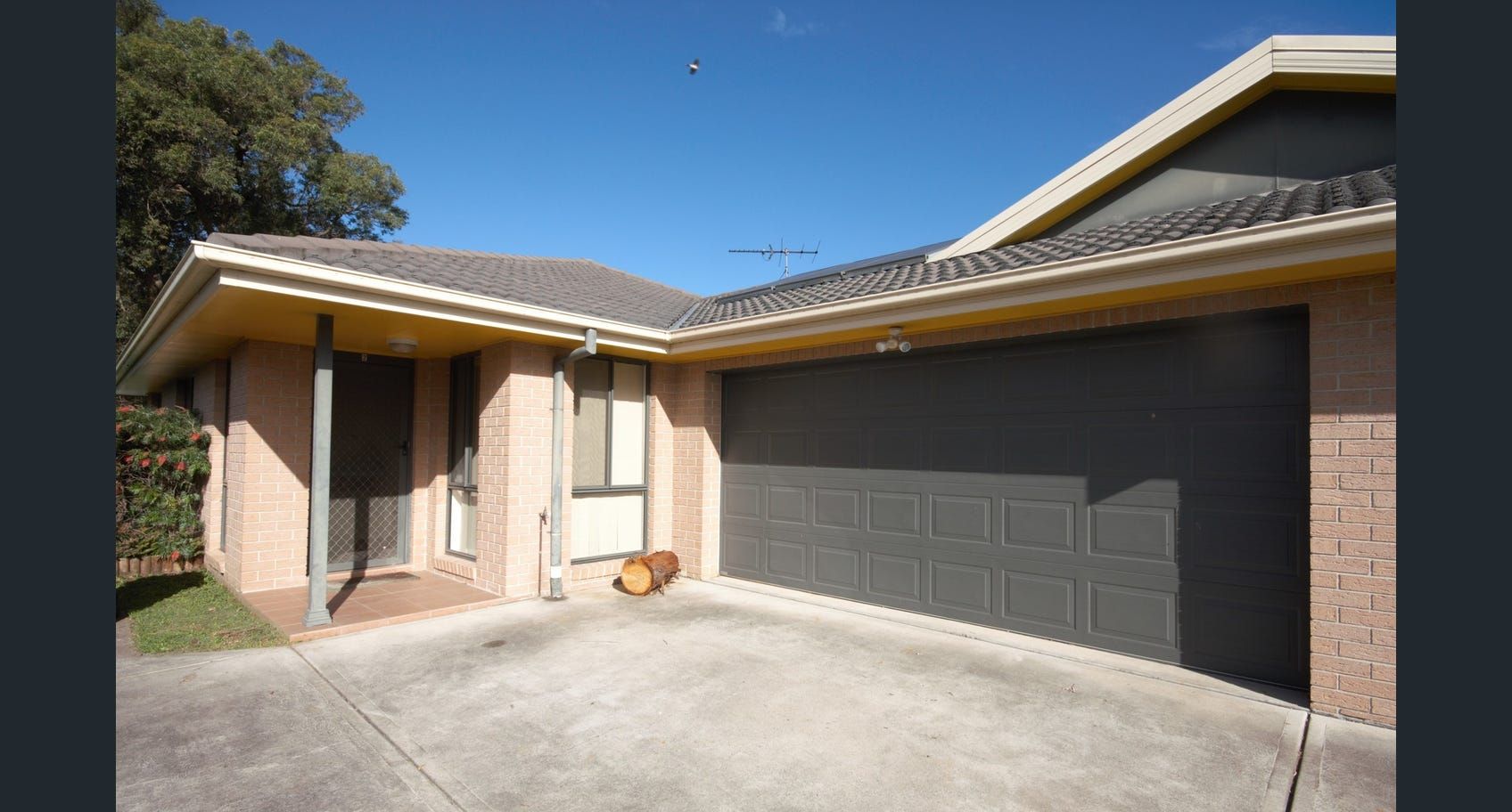 2/12 Street, East Branxton NSW 2335 Apartment For Rent 500