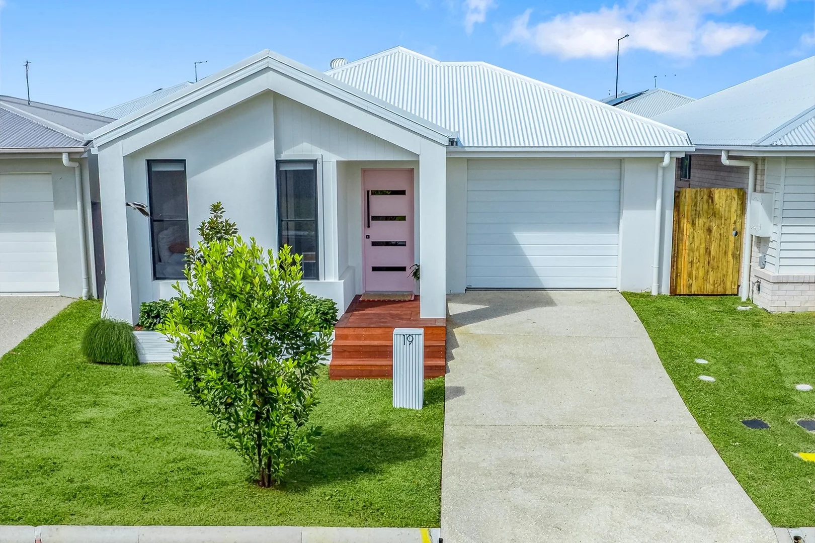 19 Conway Crescent, Banya QLD 4551