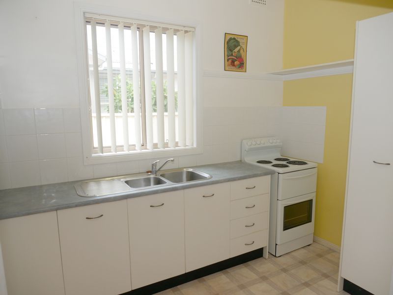 2 bedrooms Apartment / Unit / Flat in 2/131 Booker Bay Road BOOKER BAY NSW, 2257