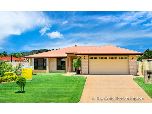 8 Harris Crescent, Norman Gardens QLD 4701