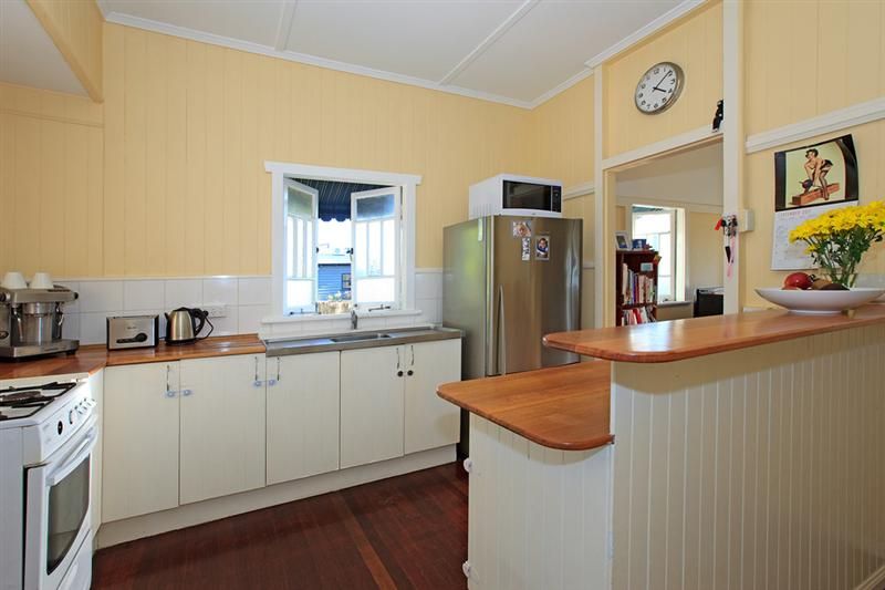 377 Bennetts Road, NORMAN PARK QLD 4170, Image 2
