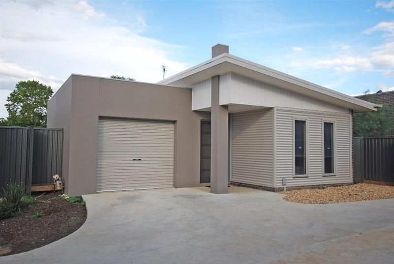 3/306A Humffray Street North, BROWN HILL VIC 3350, Image 0