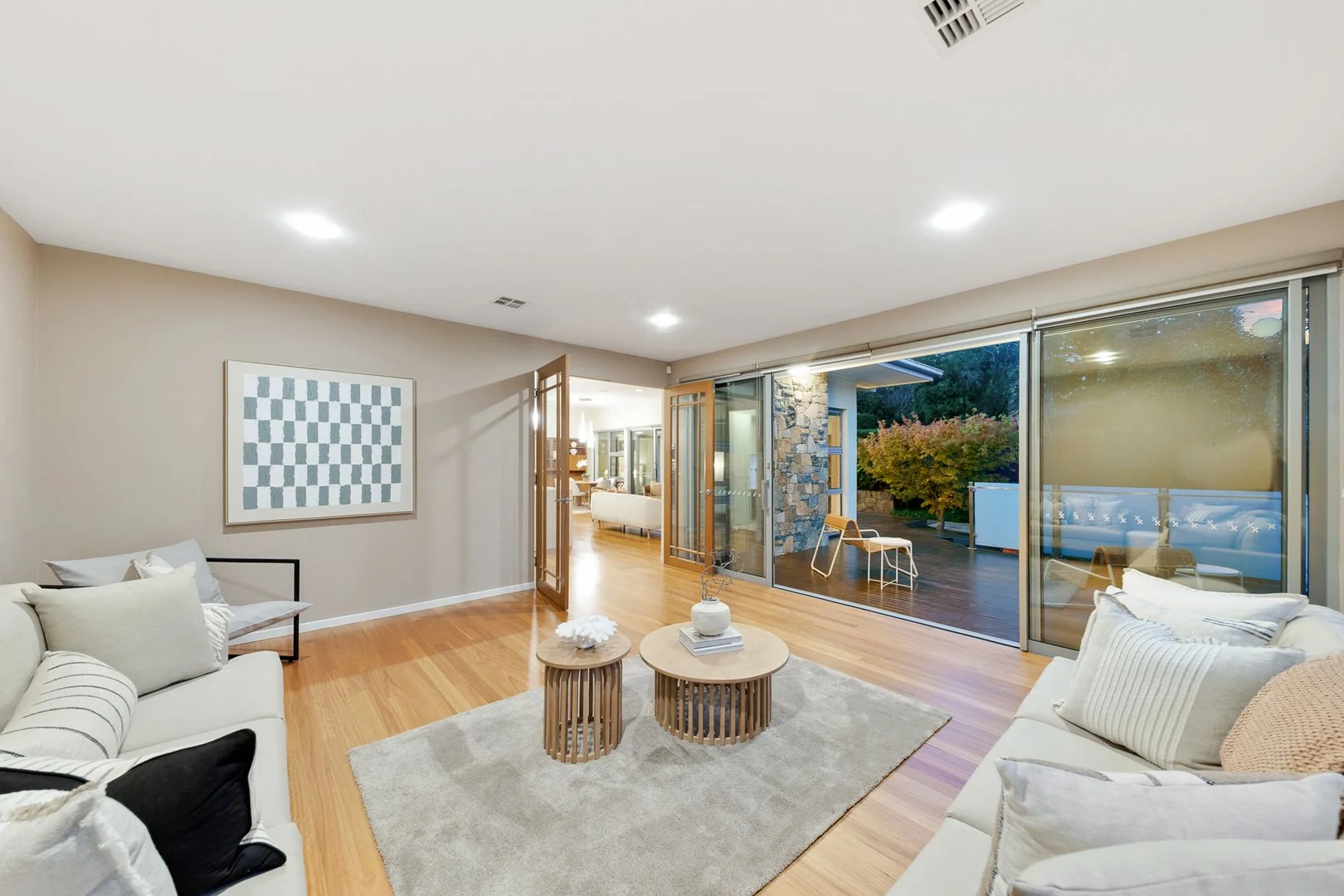 Additional image 53 of 10 Glossop Crescent, Campbell ACT 2612