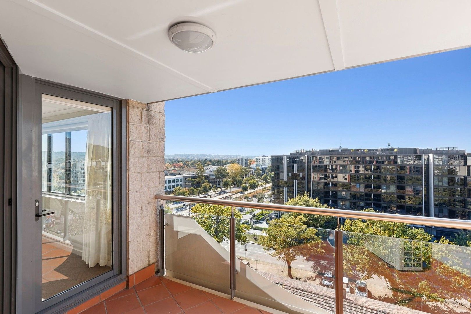 1 bedrooms Apartment / Unit / Flat in 816/86-88 Northbourne Avenue BRADDON ACT, 2612