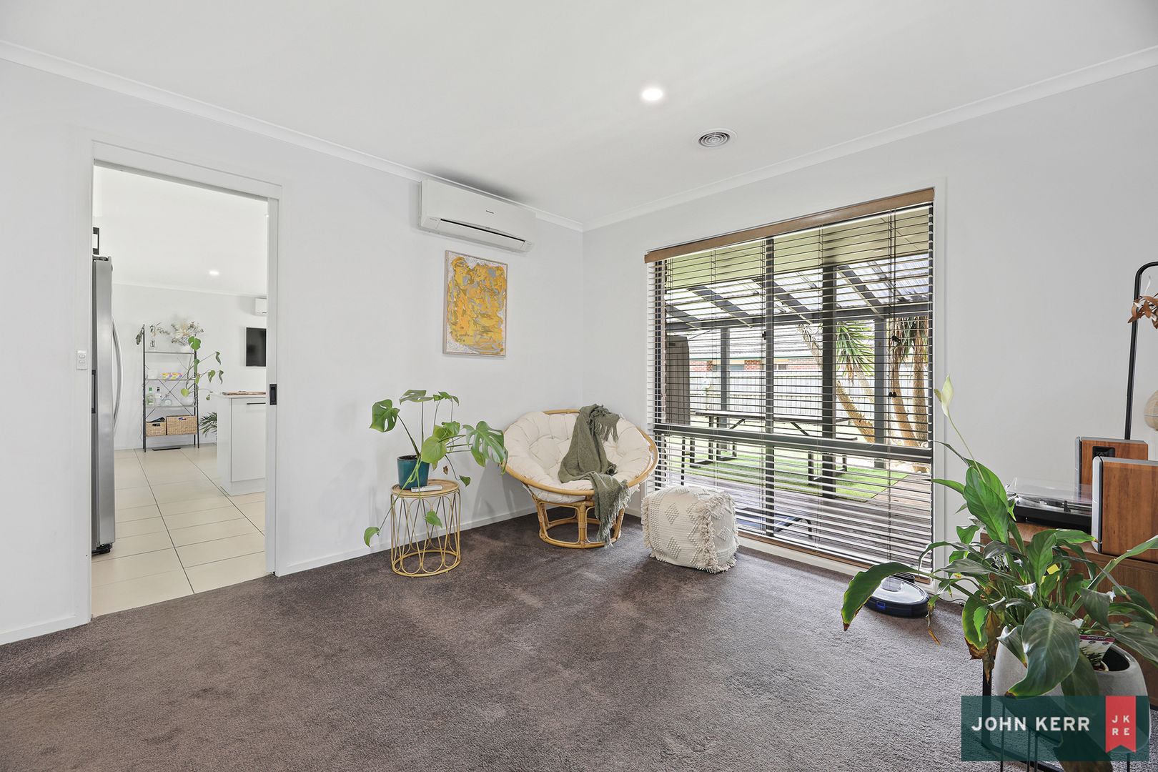 8 Morgan Court, Moe VIC 3825, Image 2