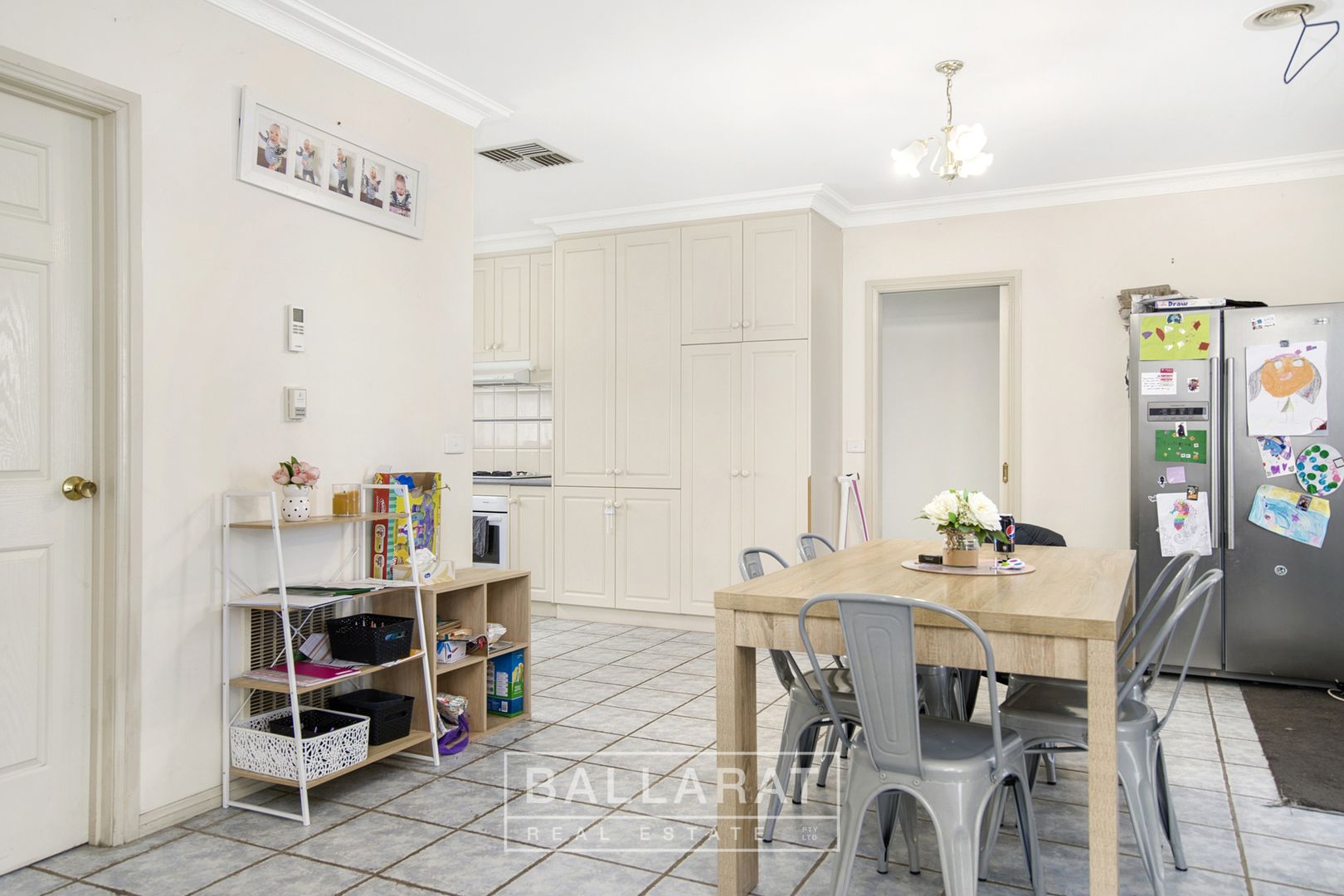 2/1121 Geelong Road, Mount Clear VIC 3350, Image 2