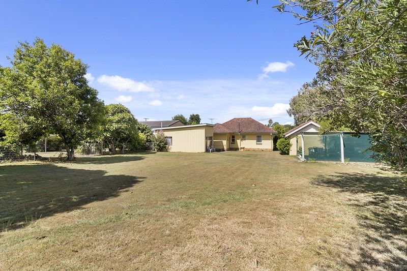 26 Marian Street, Booval QLD 4304, Image 2