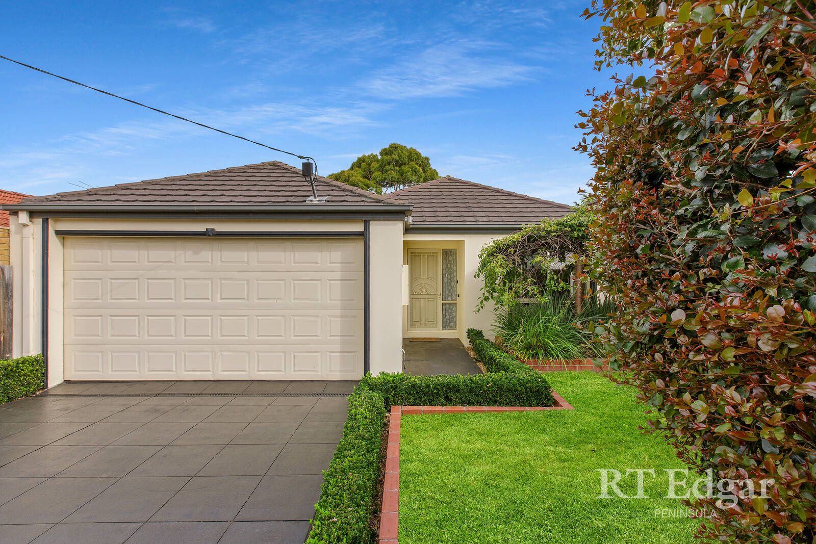 3 bedrooms House in 29 Yewers Avenue MOUNT ELIZA VIC, 3930