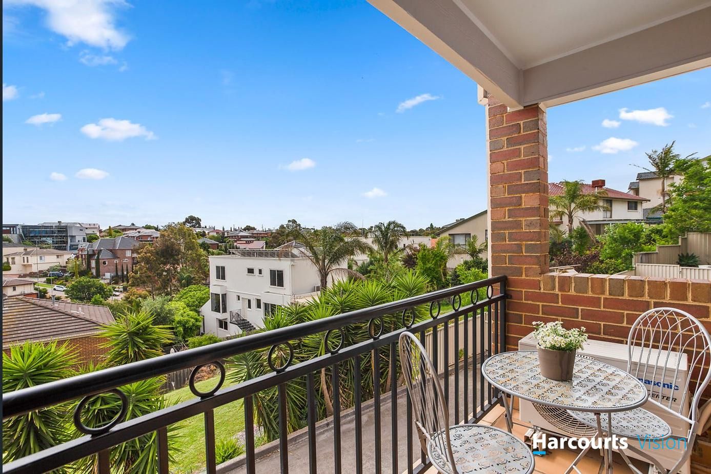 6/9C Weyburn Place, Avondale Heights VIC 3034