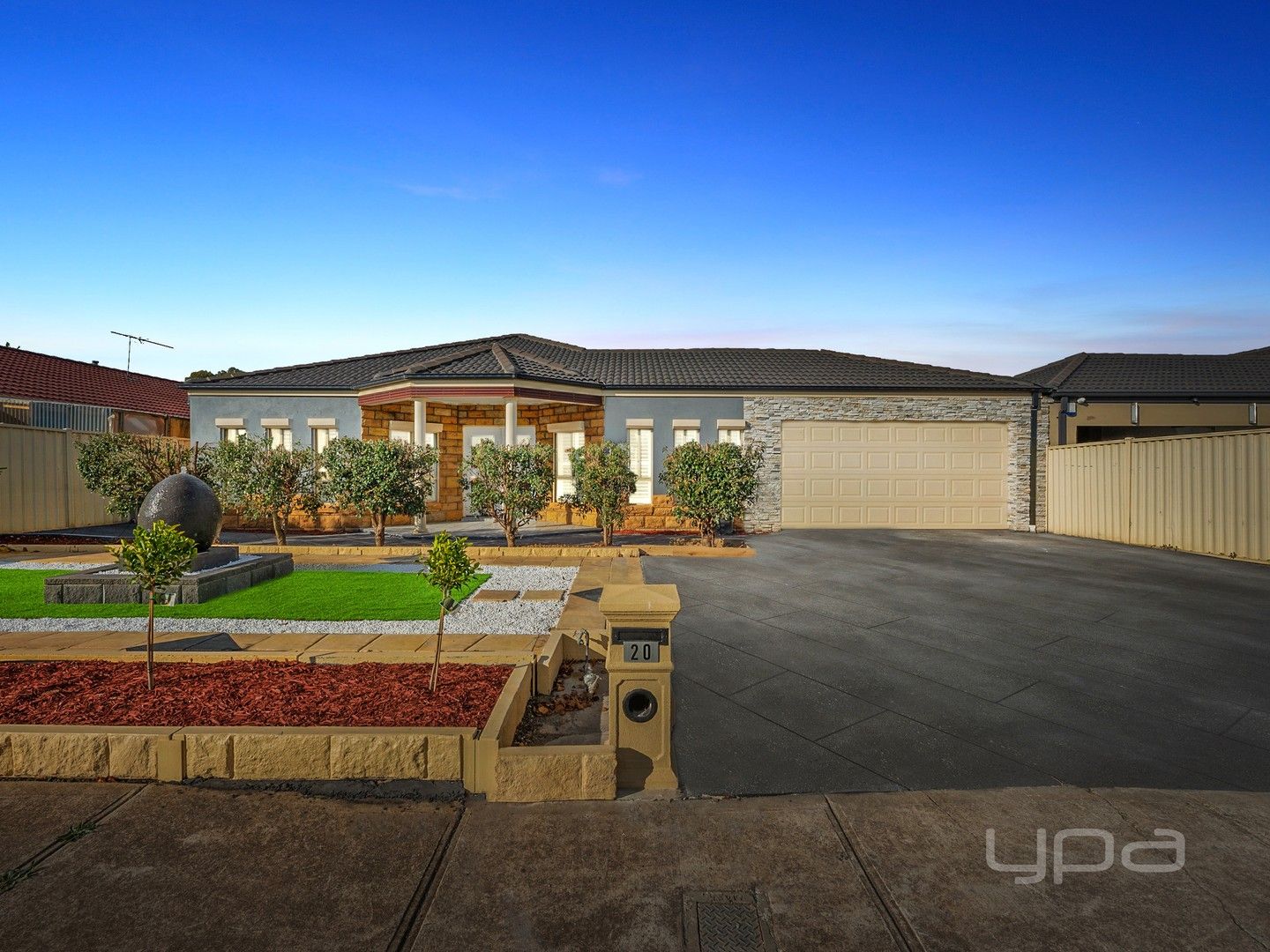 3 bedrooms House in 20 Scarborough Crescent HARKNESS VIC, 3337