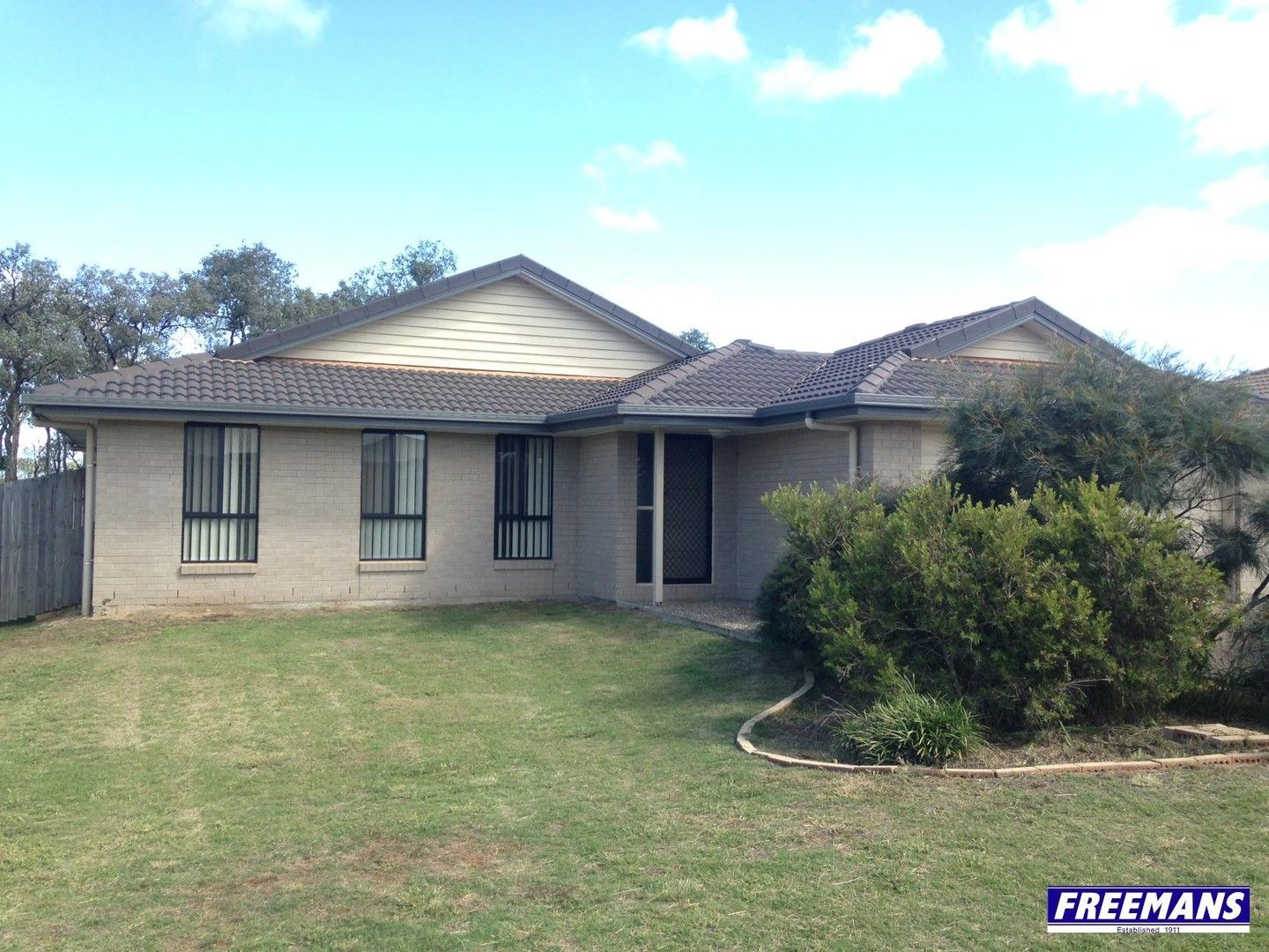 4 bedrooms House in 42 Buckingham Street KINGAROY QLD, 4610