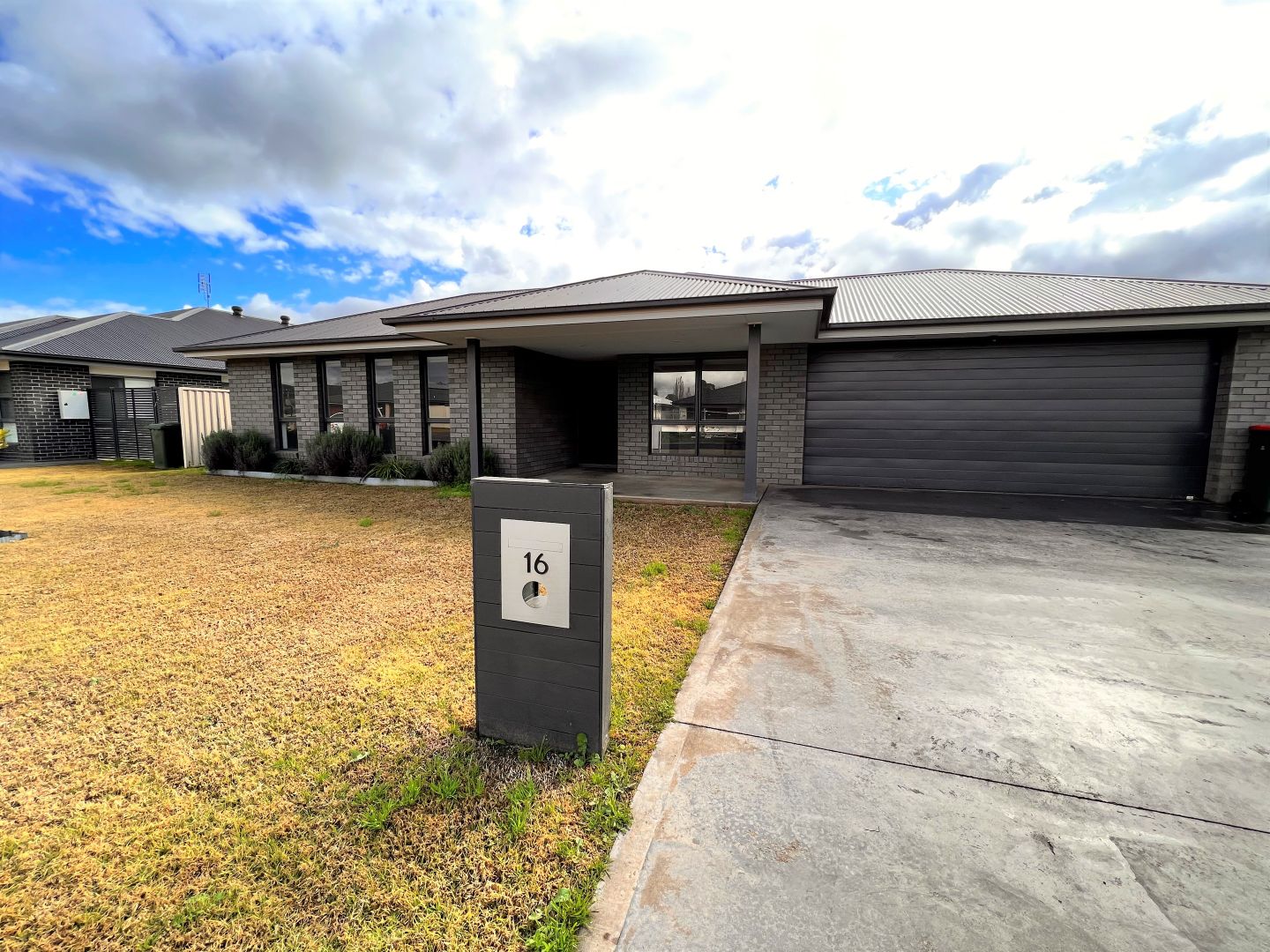 16 Nicholii Street, Montefiores NSW 2820, Image 1