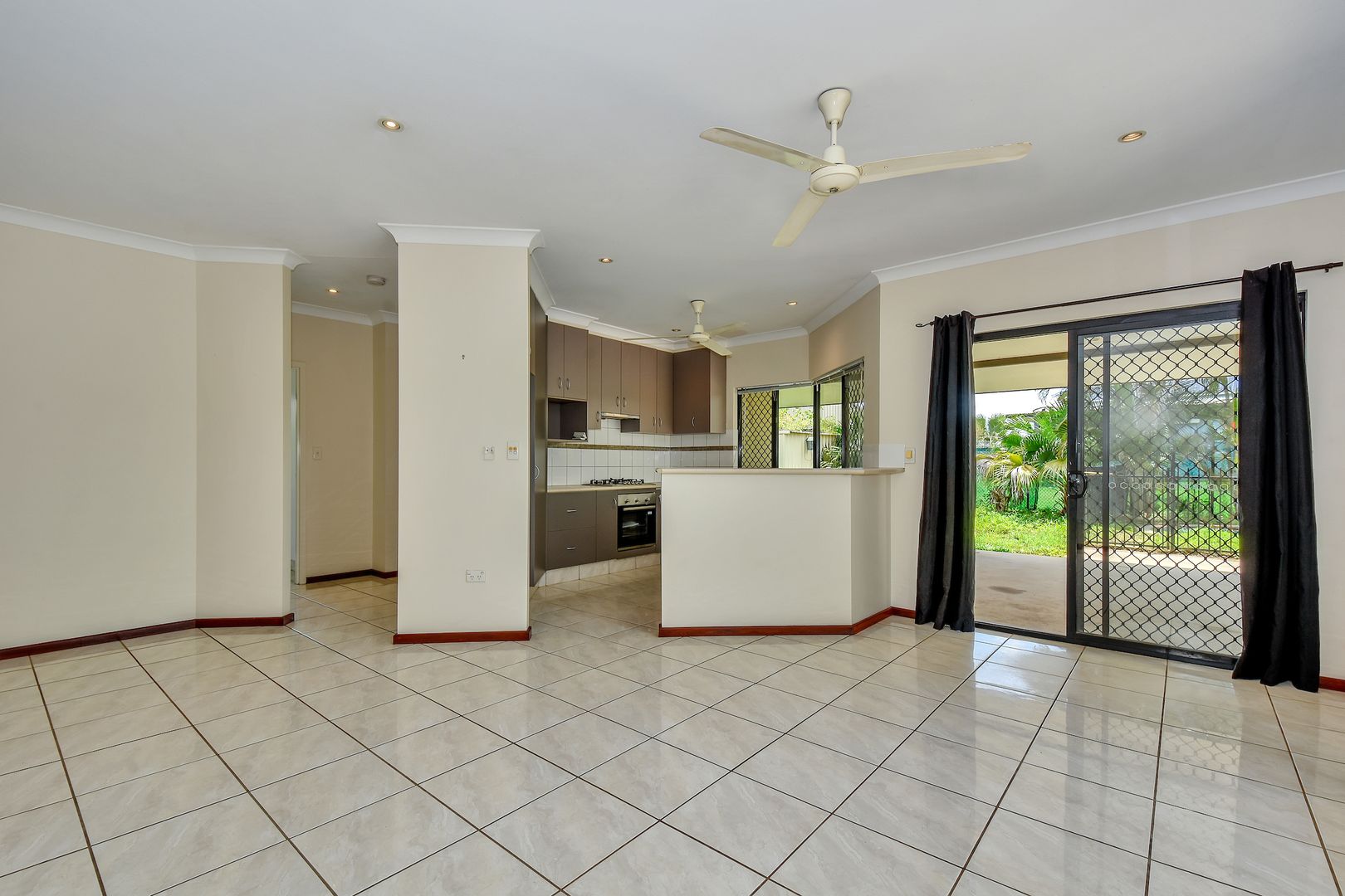 18 Haydon Street, Rosebery NT 0832, Image 2