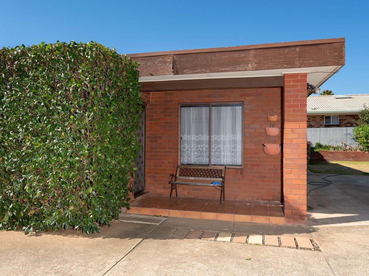 2/270 Fernleigh Road, Ashmont NSW 2650