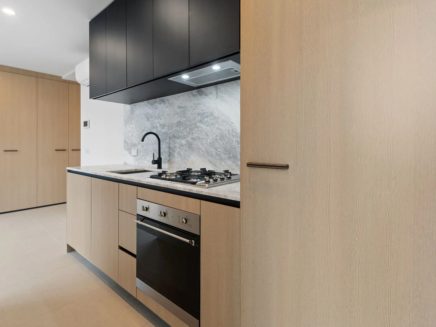 Additional image 3 of 1601/39 Park Street, South Melbourne VIC 3205