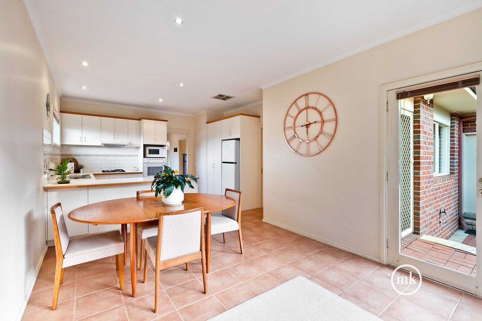 4/25 - 27 Livingstone Road, Eltham VIC 3095, Image 2