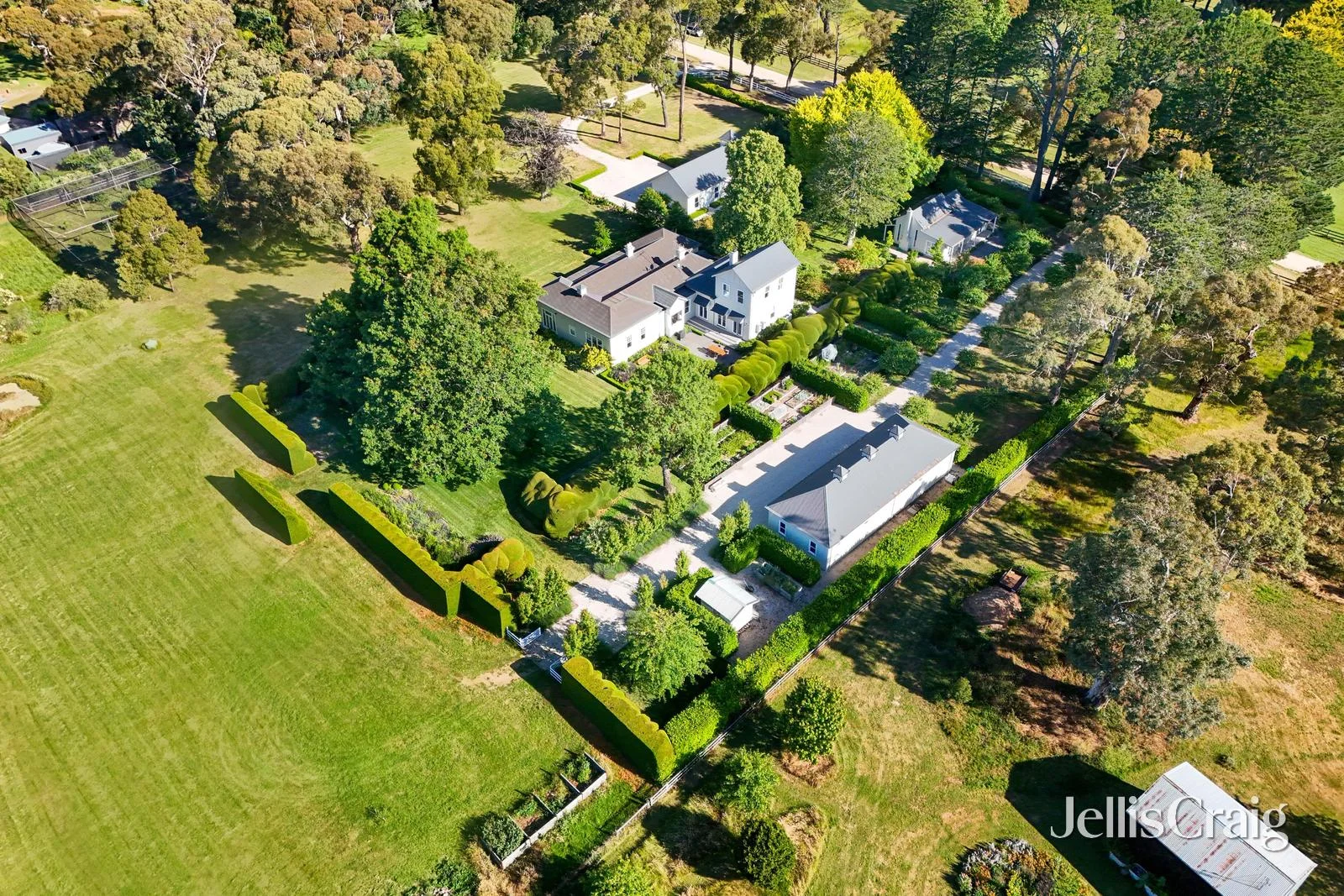 89 Whitelodge Road, Woodend North VIC 3442