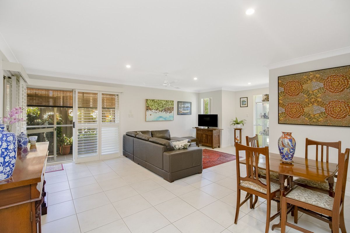 2/11 Rosewater Crescent, Tugun QLD 4224, Image 2