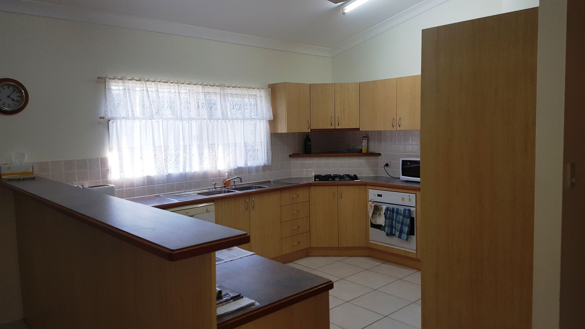 35 Taylor St, Kurrimine Beach QLD 4871, Image 2