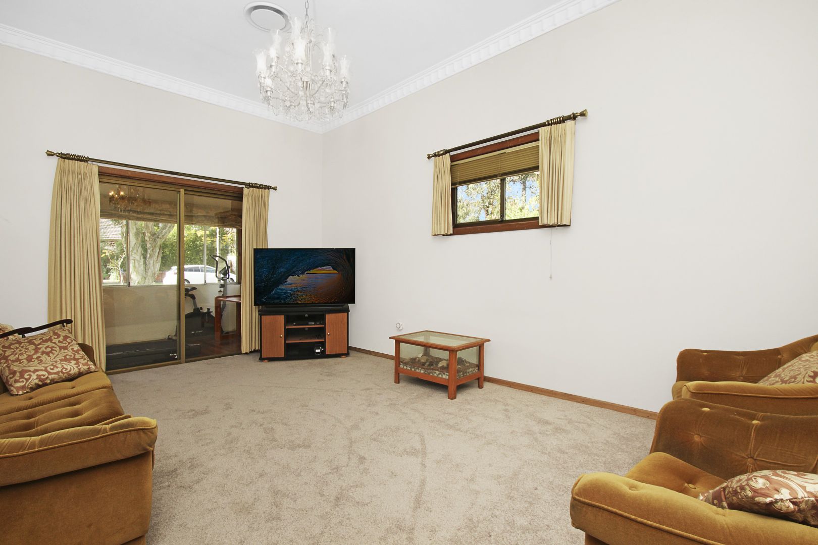 13 Belgium Street, Riverwood NSW 2210, Image 2