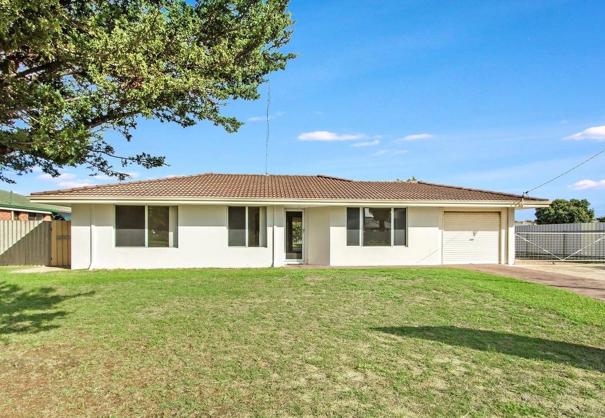 4 bedrooms House in 87 Boundary Avenue DUDLEY PARK WA, 6210