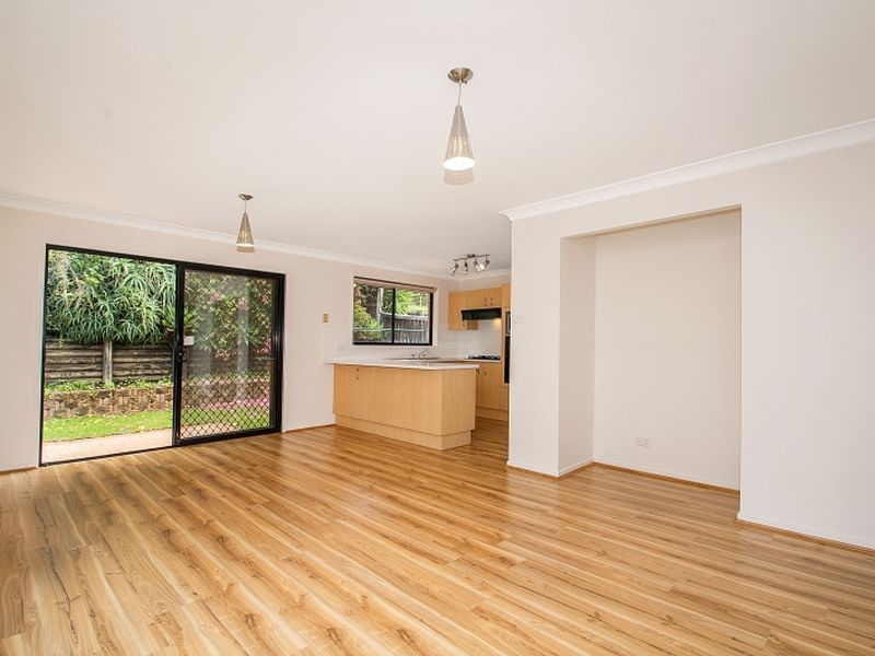 11 Myee Crescent, Baulkham Hills NSW 2153, Image 2