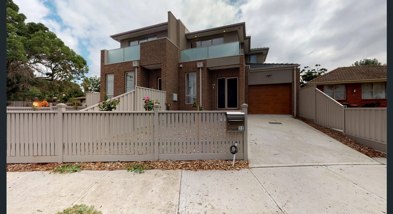 32 Sunset Boulevard, Jacana VIC 3047