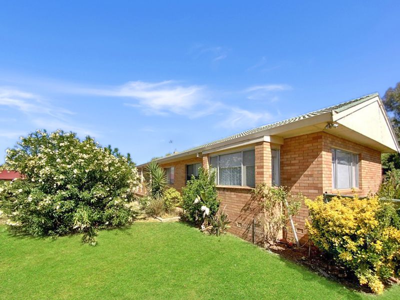 24 Bathurst Street, Forbes NSW 2871, Image 0